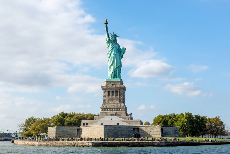 Illustration for article titled These Iconic Landmarks May Be Underwater Within 2,000 Years